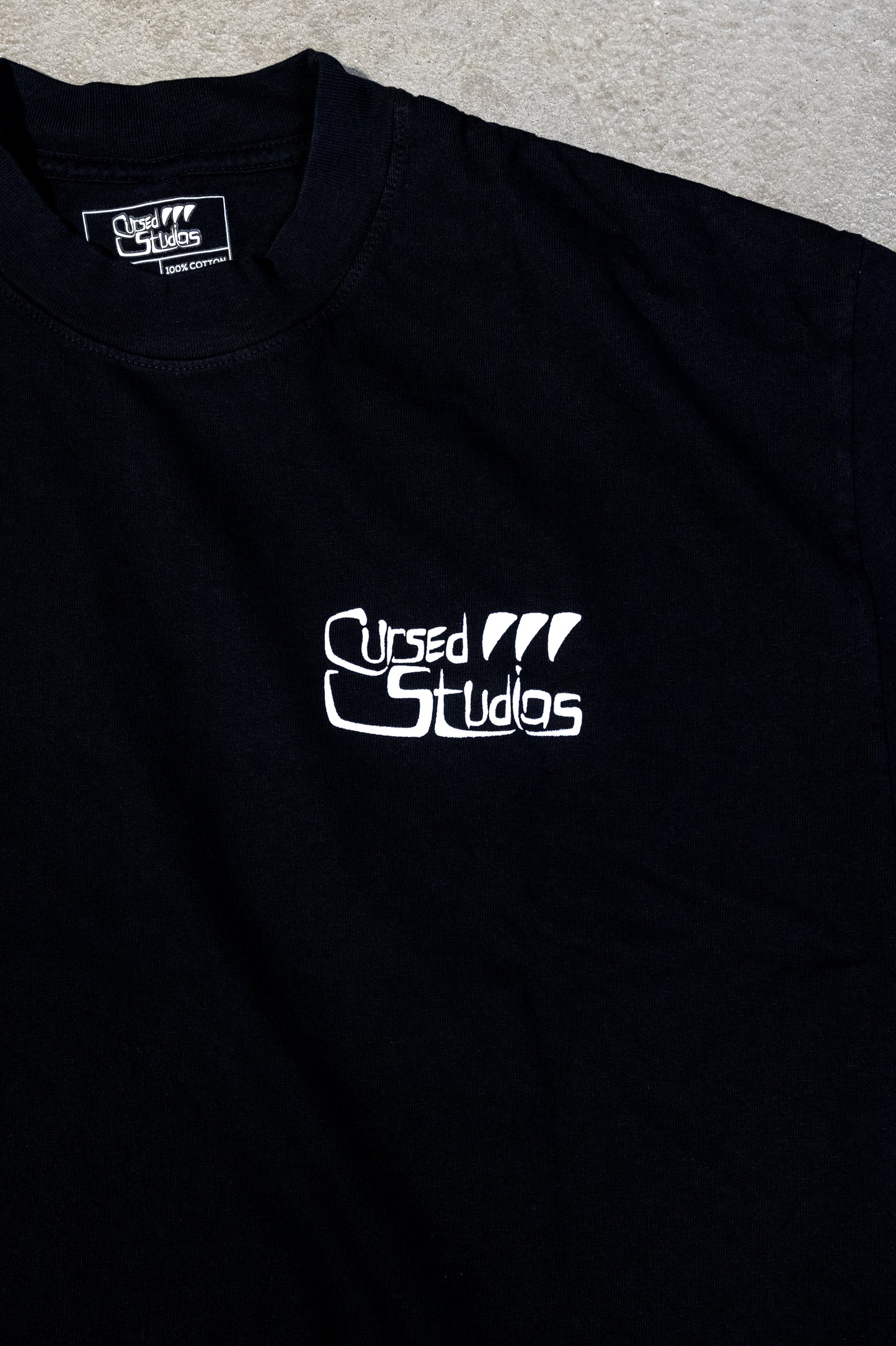 AOT Levi T-shirt