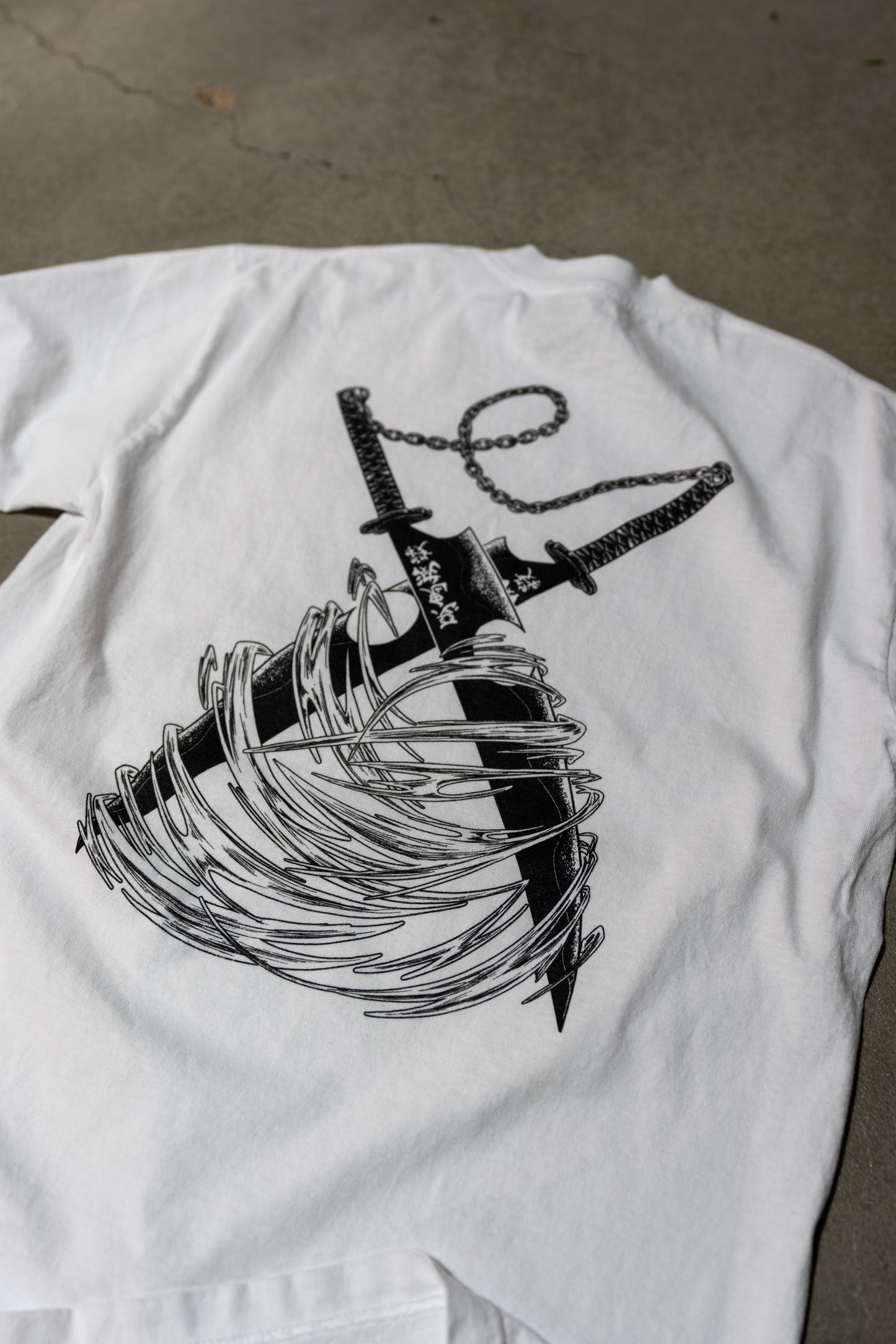 Tengen Uzui Nichirin Sword T-shirt